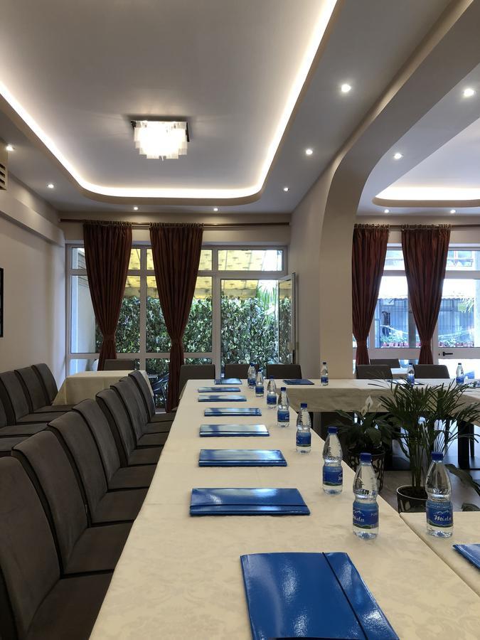 Hotel Palma تيرانا المظهر الخارجي الصورة